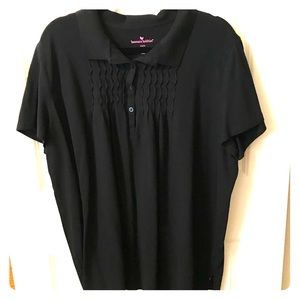 Black short sleeve polo Top Tee.Cute detail collar